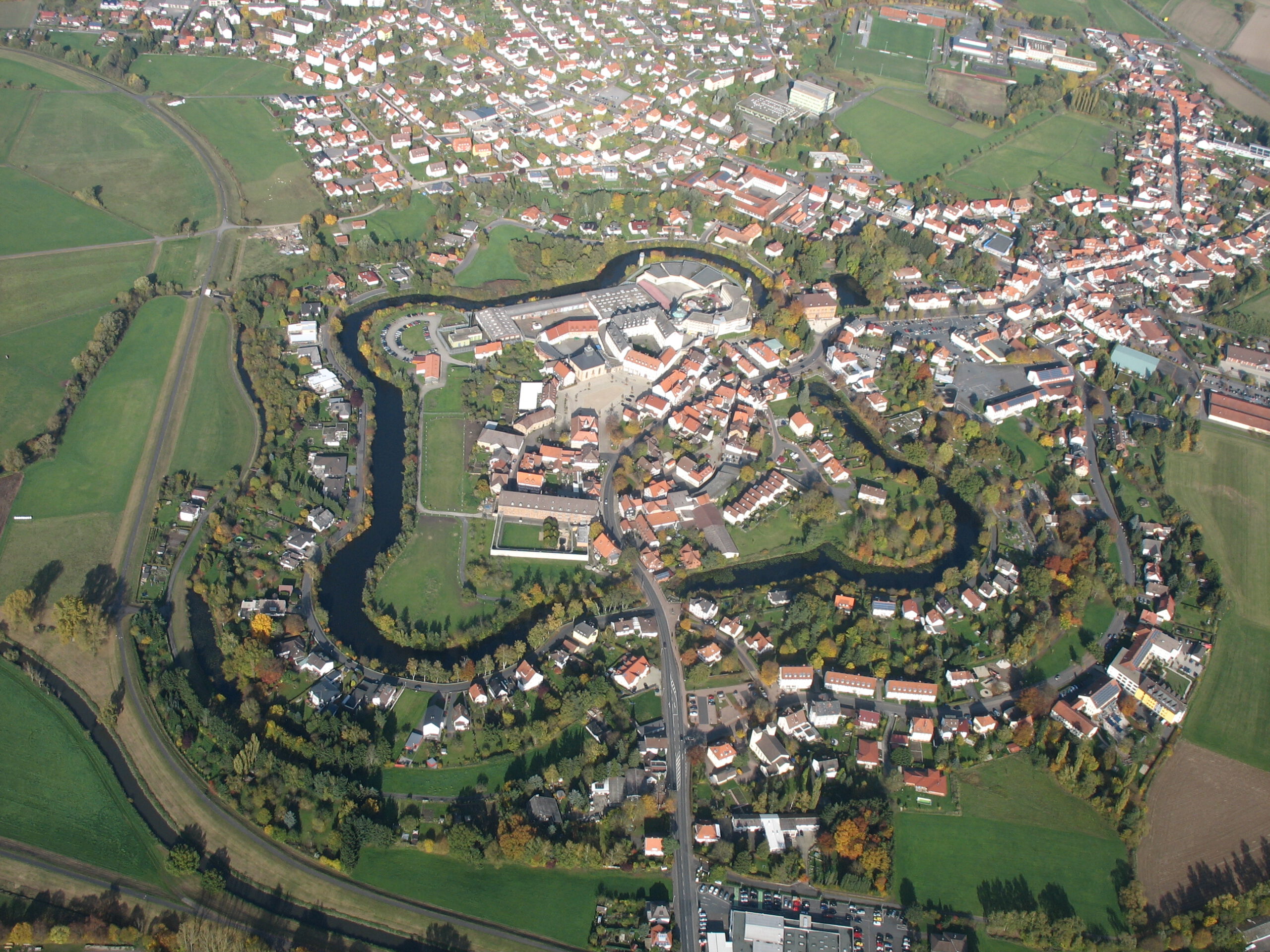 Luftbild der Wasserfestung Ziegenhain heute